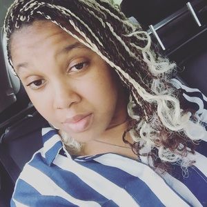 Meet your Posher, Sade